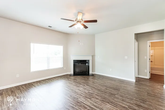 1321 Eldrick Ln — Photo 4