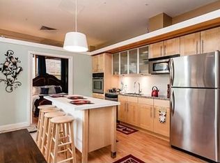 290 Pleasant St APT 201, Watertown, MA 02472