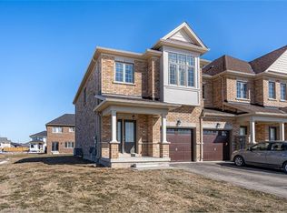 36 Harmony Way, Thorold, ON L2V0H1