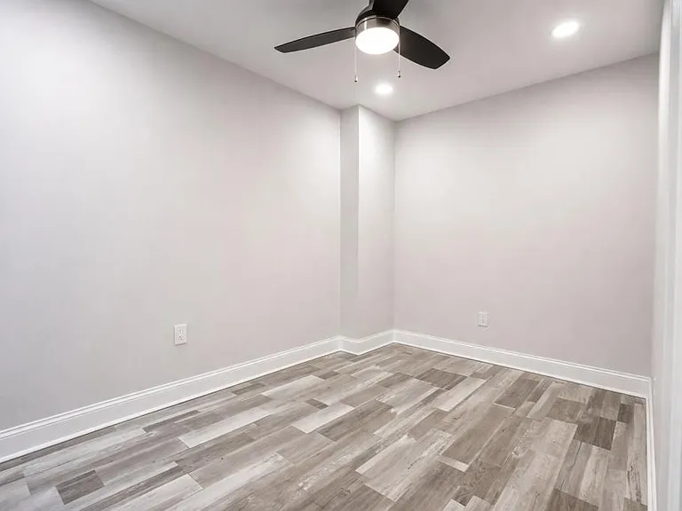 2815 W Mulberry St — Photo 14