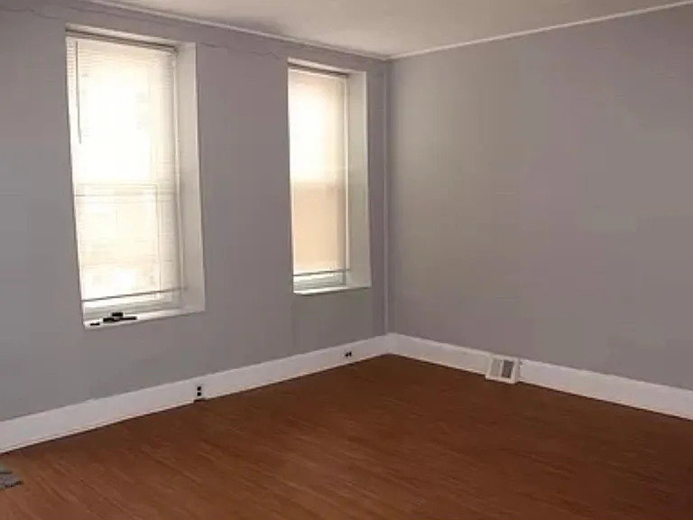 129 Ripka St — Photo 5