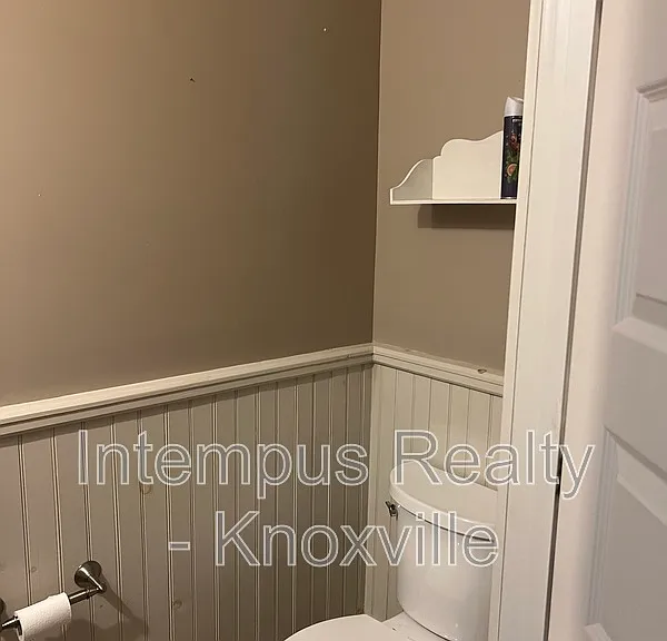229 Deaderick Ave — Photo 22