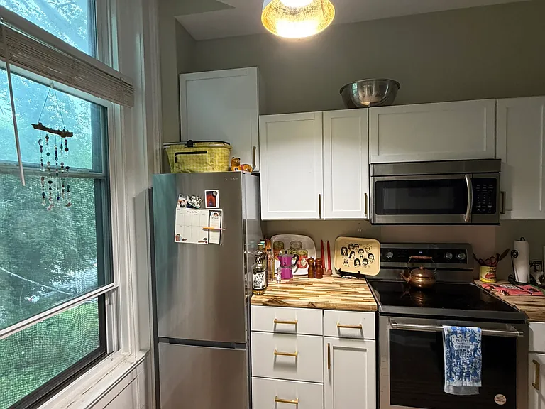 1130 S Brook St #2F — Photo 3