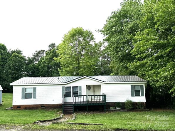 2844 Jamestown Rd #2, Morganton, NC 28655