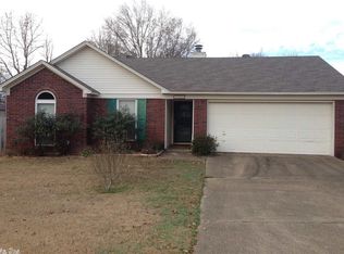 1002 Green Valley Dr, Bryant, AR 72022