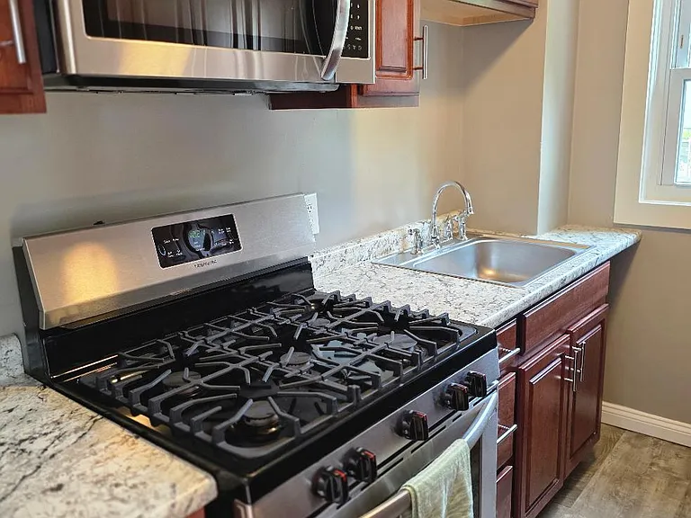 764 Globe St #2 — Photo 2