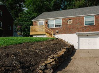 216 Calmar Dr, Verona, PA
