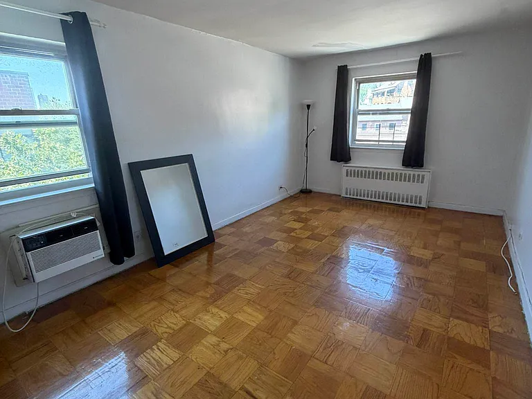 3240 Riverdale Ave #77 — Photo 4