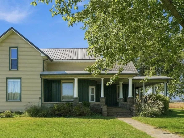 6374 S Beaver Dam Rd, Claypool, IN 46510