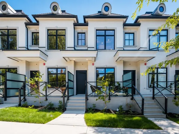 1512 W 61st Ave, Vancouver, BC V6P 2B4