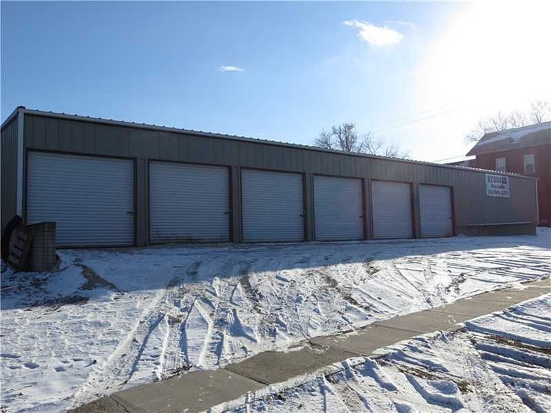 2nd image of 205 1st Ave