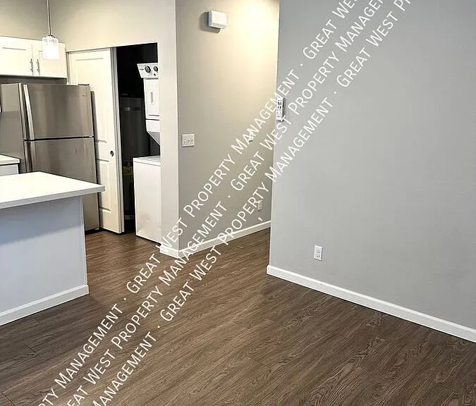 3593 S G St #A — Photo 3