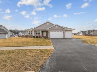 11740 River Hills Pkwy, Rockton, IL 61072