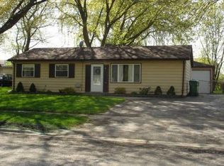 36616 N Beverly Ave, Gurnee, IL