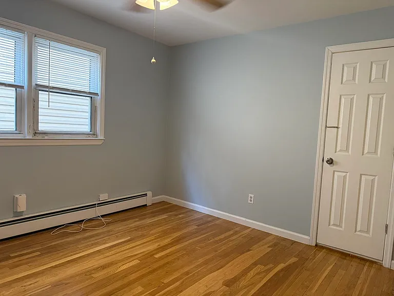 67 Saint Pauls Ave #1 — Photo 10