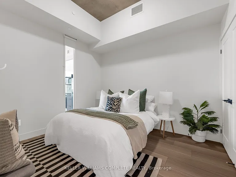 24 Augusta St #806 — Photo 10