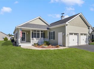 68 Chickadee Ln, South Kingstown, RI 02879