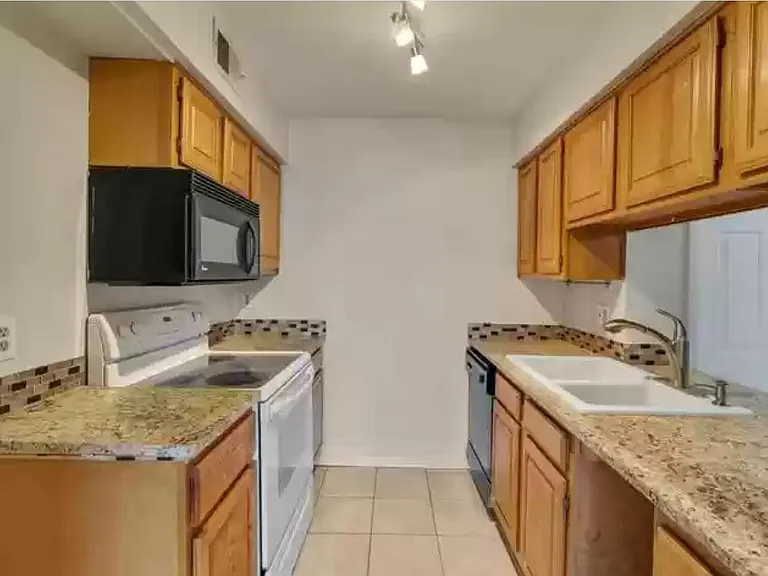 11480 Audelia Rd #237 — Photo 6