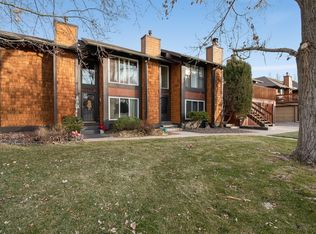 1208 S Carson Way, Aurora, CO 80012