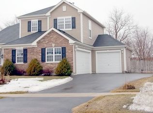 2131 Serenity Ln, Woodstock, IL 60098