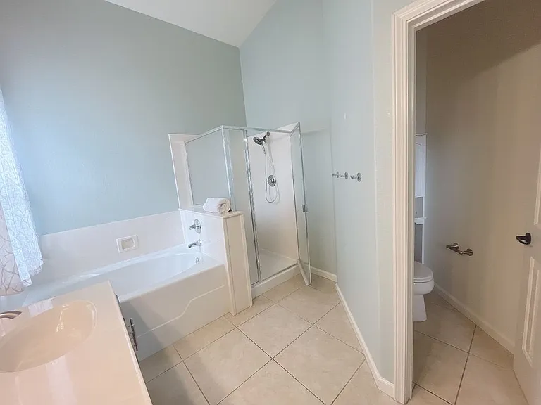 4011 Harlington Cir — Photo 20