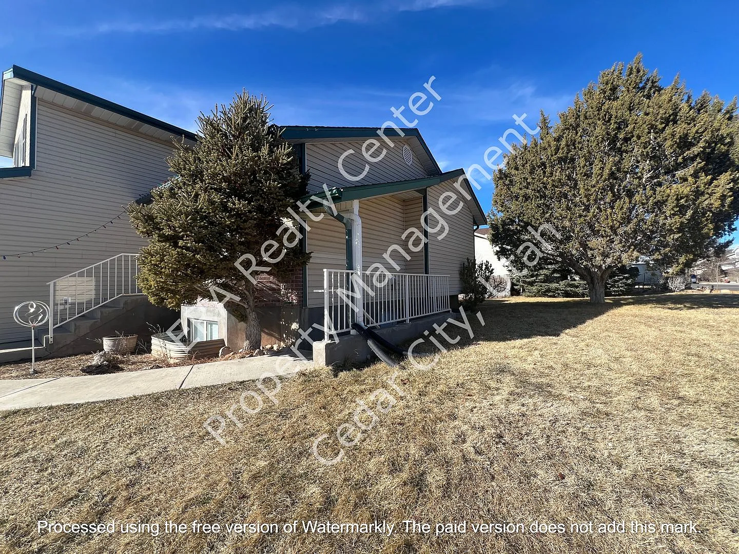 461 Cobblecreek A-B — Photo 2