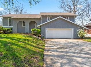 925 NW 13th St, Blue Springs, MO 64015