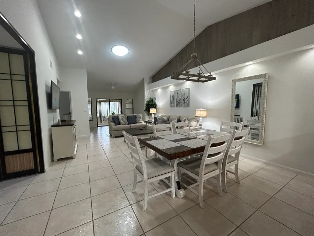 3 bed, 1790 sqft, $3,500 — Photo 2
