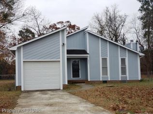 6361 Hawfield Dr, Fayetteville, NC 28303