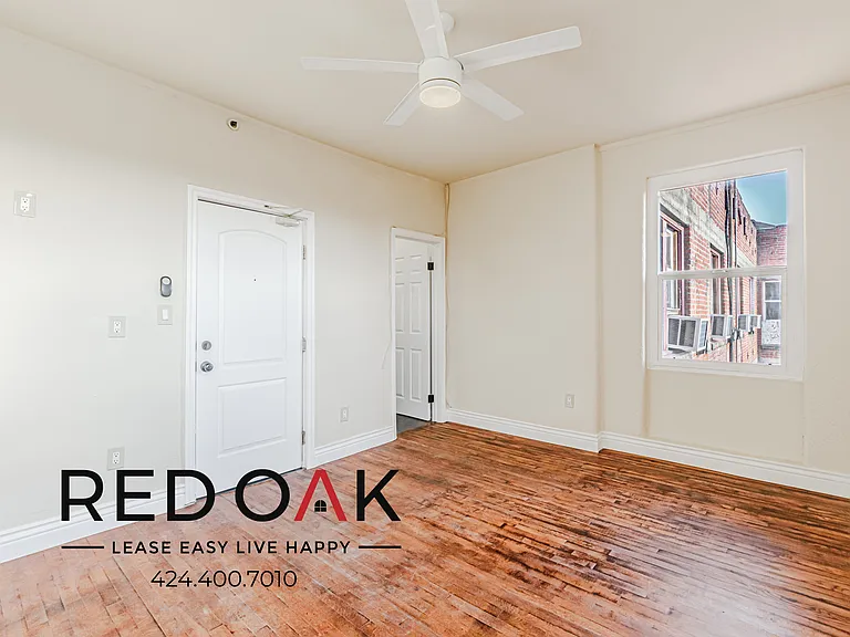 2731 Beverly Blvd #407 — Photo 1