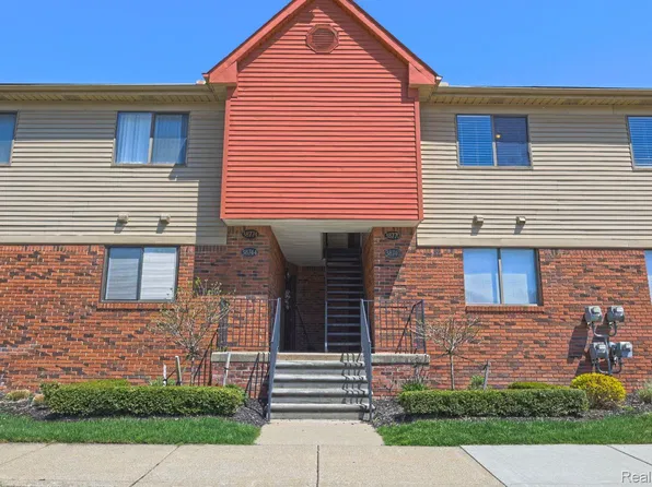 38770 Lanse Creuse St, Harrison Township, MI 48045