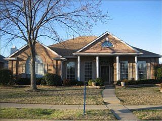 5th image of 11102 Alexandria Dr