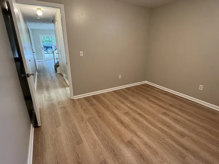 5663 Frank Ave NW — Photo 12