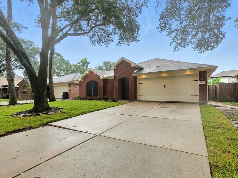 4127 Great Forest Ct — Photo 2