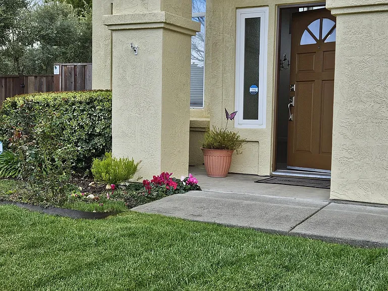 43 Regatta Way — Photo 2