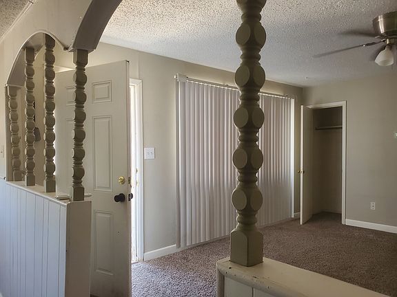 5th image of 1104 Dexter Ln