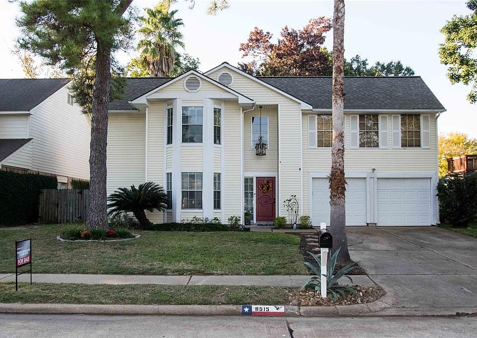 1st image of 8515 Lake Crystal Dr