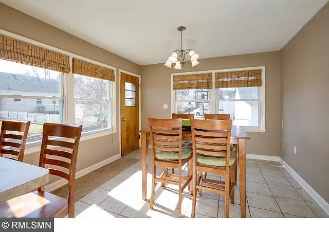 2948 Zarthan Ave S — Photo 8