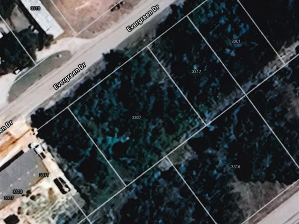 3307 Evergreen Dr, Granbury, TX 76048