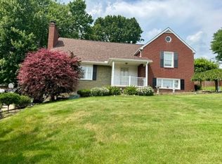 121 E Northview Ave, New Castle, PA 16105