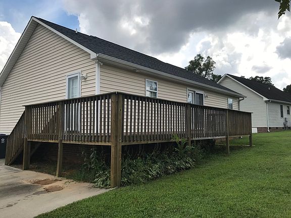 2nd image of 200 Manning Way