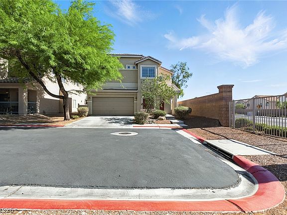 2nd image of 9004 Harbor Wind Ave