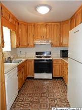 4th image of 2030 Lamplighter Dr