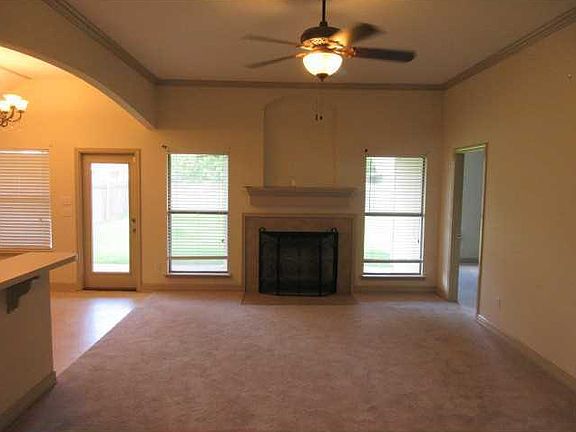 4th image of 3202 Grand Lake Dr
