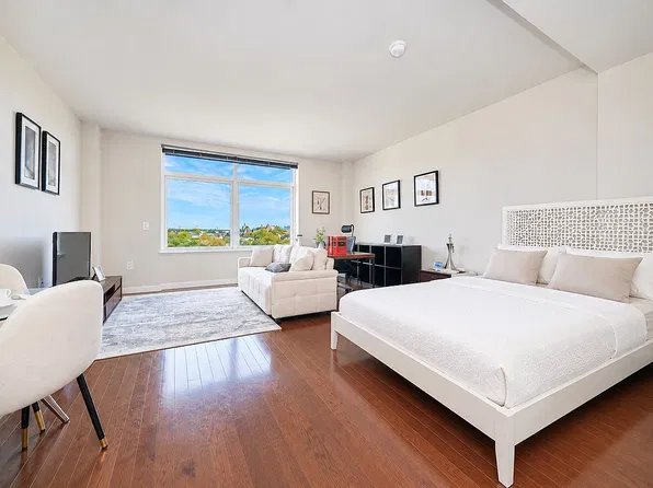 1215 Broadway APT 215, Astoria, NY 11106
