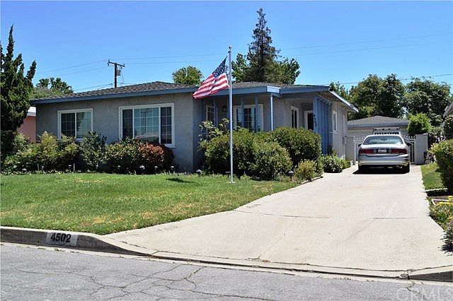 1st image of 4502 N Glenfinnan Ave