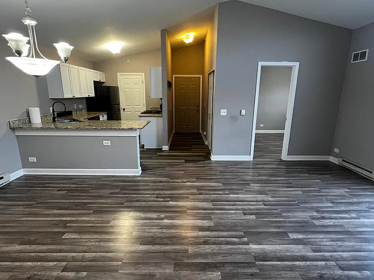 1545 W Crystal Rock Ct #3C — Photo 1