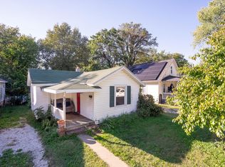 927 S Newton Ave, Springfield, MO 65806