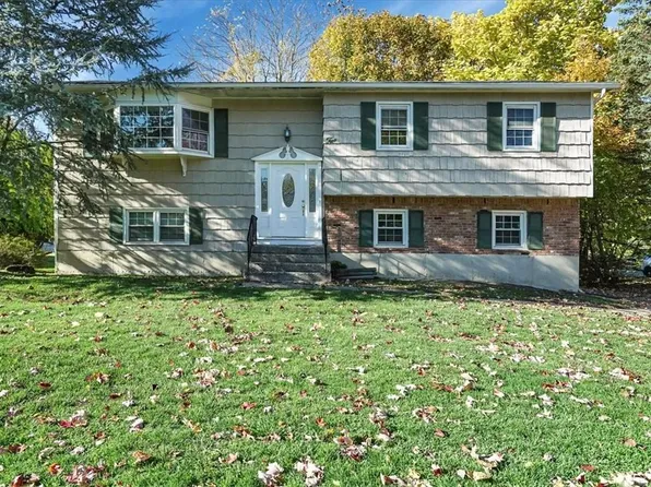2 Mountainview Drive, Thiells, NY 10984