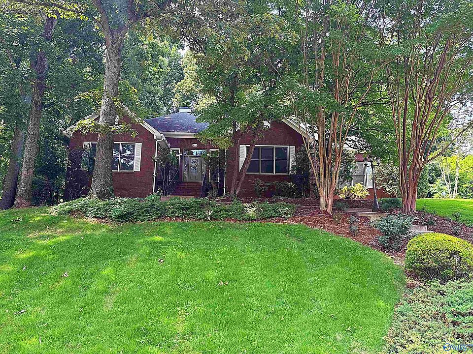 1st image of 111 Glenmore Dr